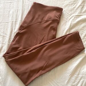 Lululemon Instill 25”